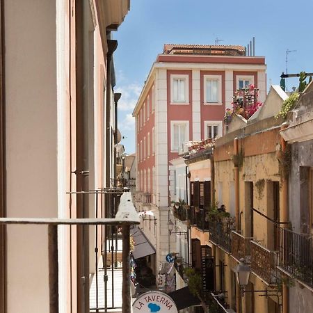 Arcobaleno Rooms Cagliari Esterno foto