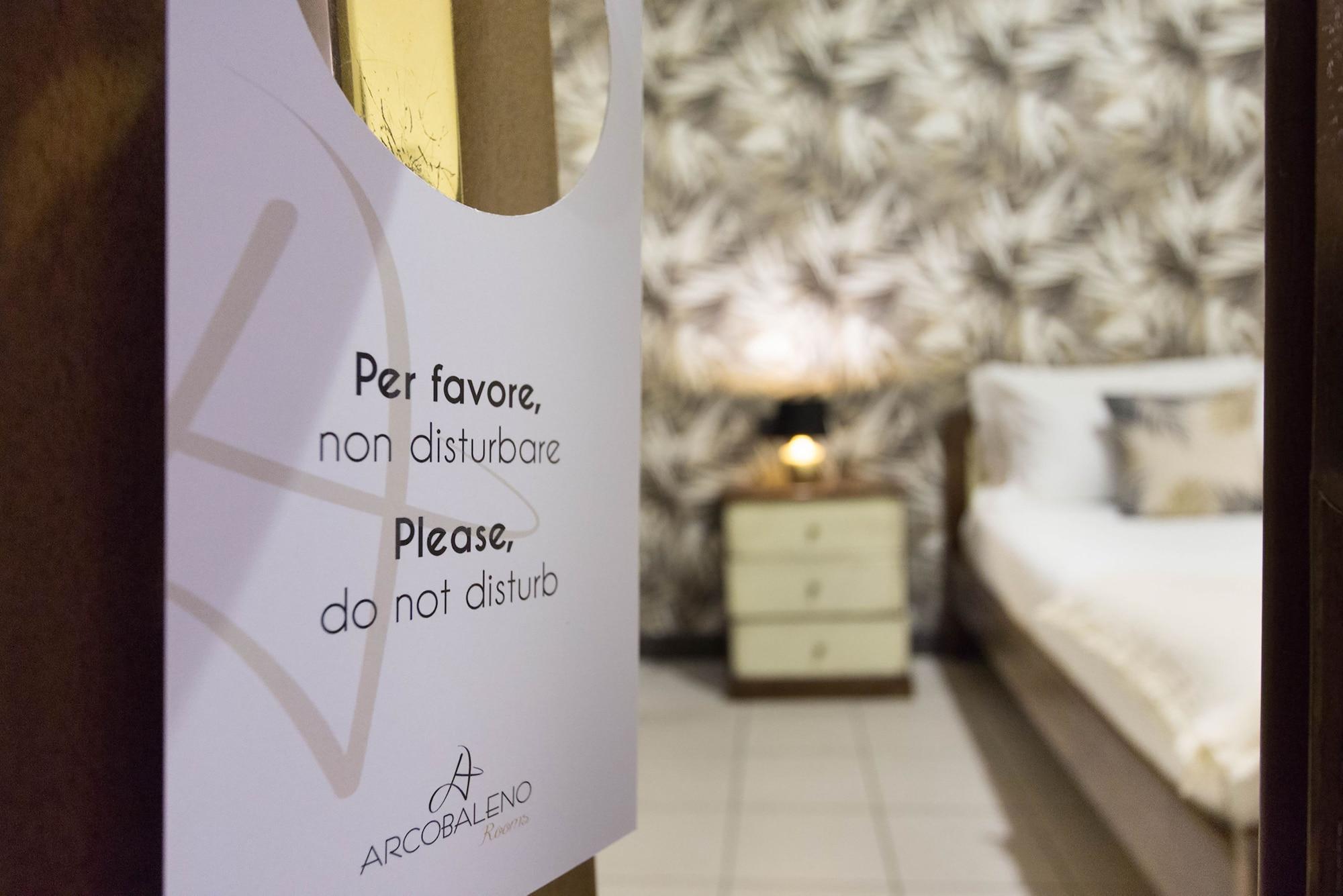 Arcobaleno Rooms Cagliari Esterno foto