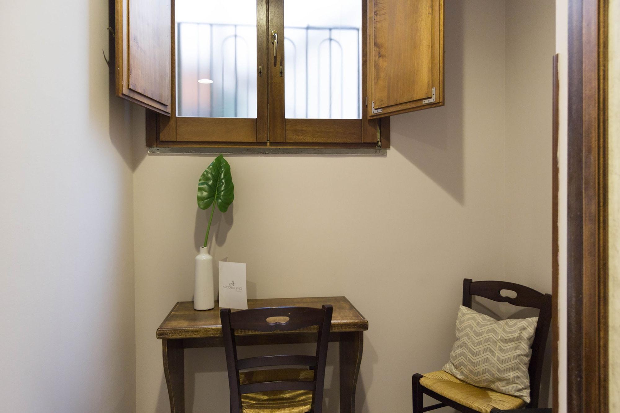 Arcobaleno Rooms Cagliari Esterno foto