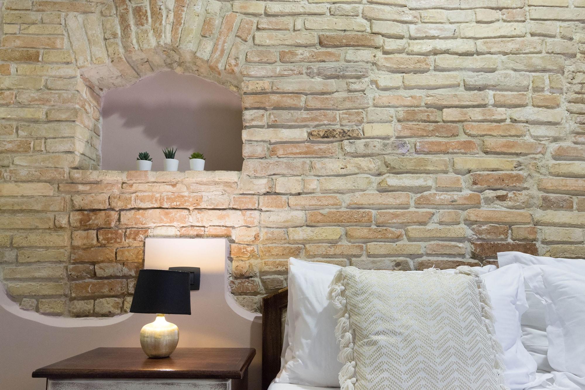Arcobaleno Rooms Cagliari Esterno foto