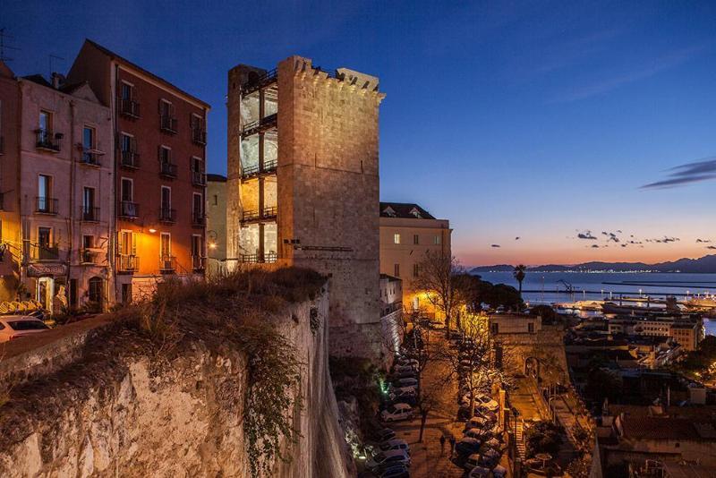 Arcobaleno Rooms Cagliari Esterno foto