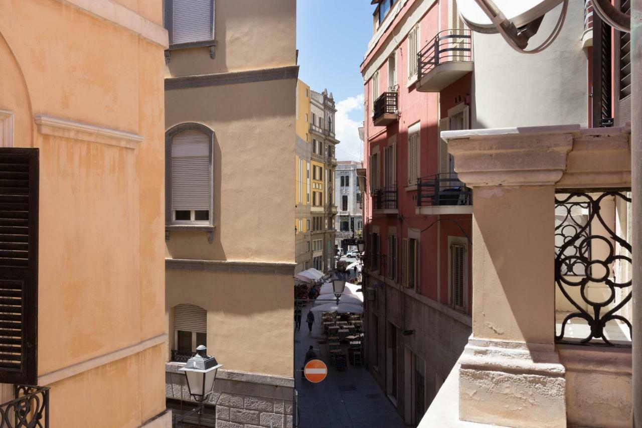 Arcobaleno Rooms Cagliari Esterno foto